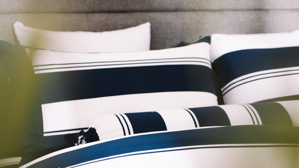Lotus Melbourne Comforter 90&quot;x 100&quot; - L-MB-01A