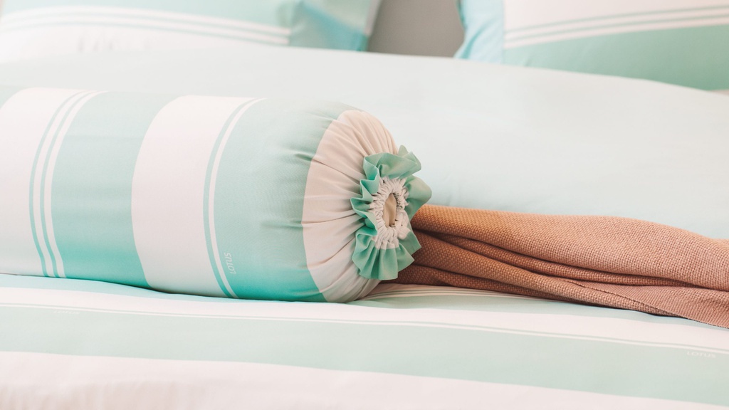 Lotus Melbourne Comforter 90&quot;x100&quot; - L-MB-01B
